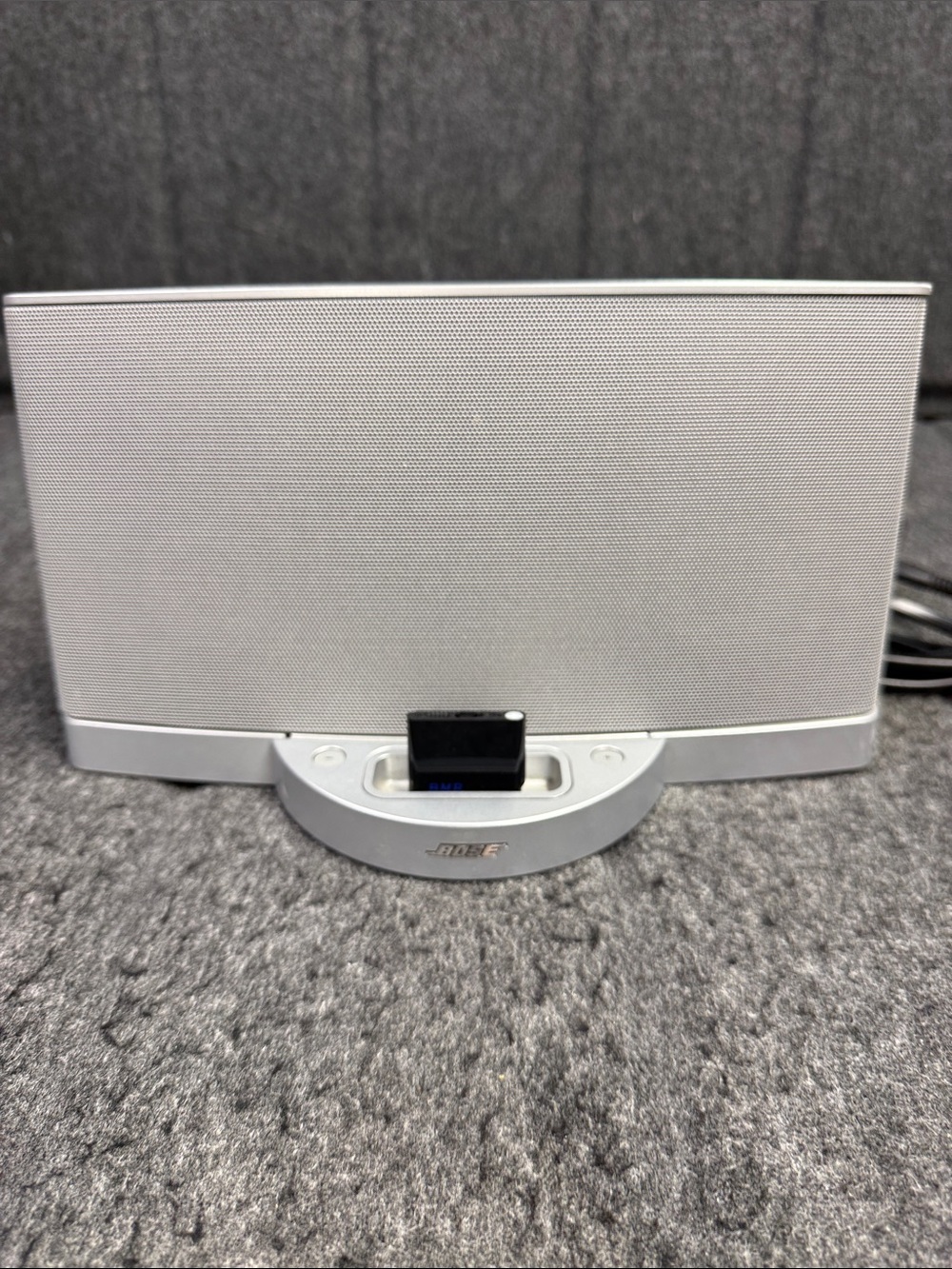 Bose 2008 Silver Portable Speaker Dock with Docking Connector